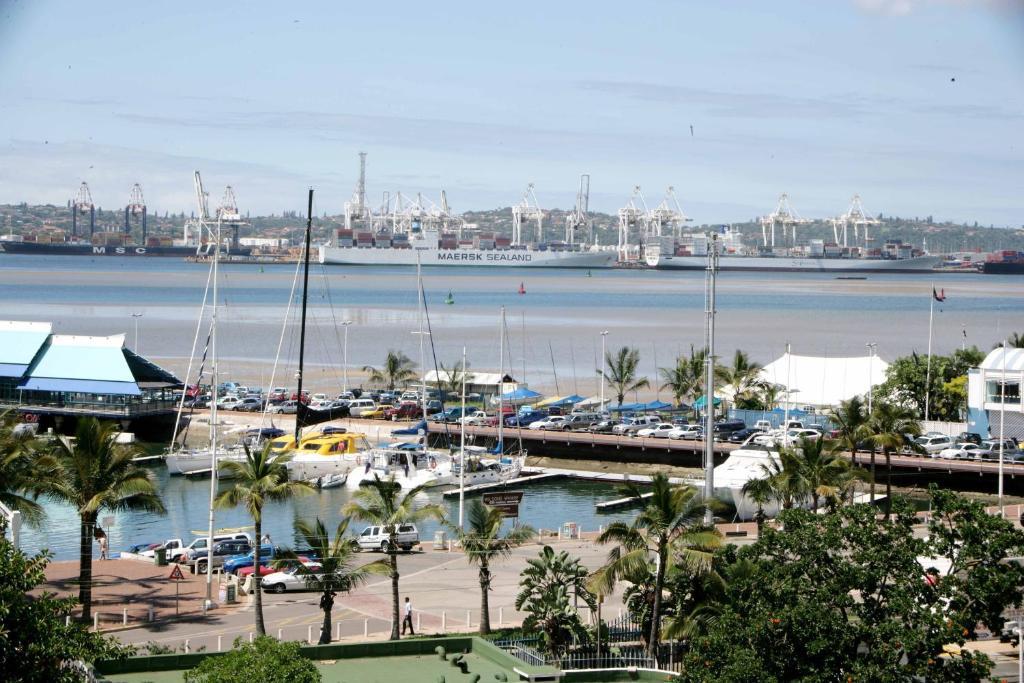 Riviera Hotel Durban Exterior foto